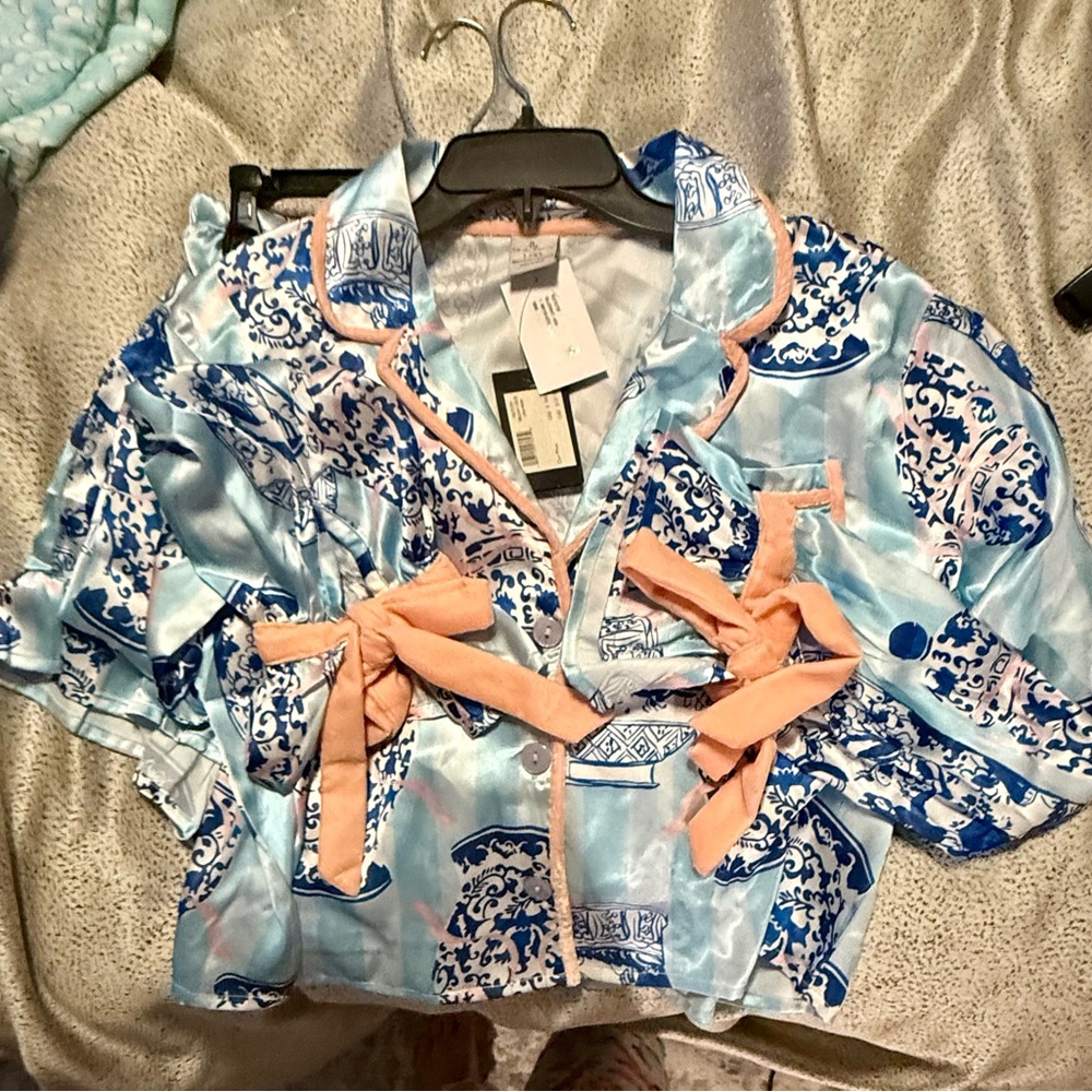 8 OAK Lane Blue and Pink Patterned Pajama Set - Picture 5 of 11